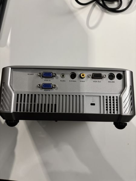 Rétro-Projecteur OPTOMA