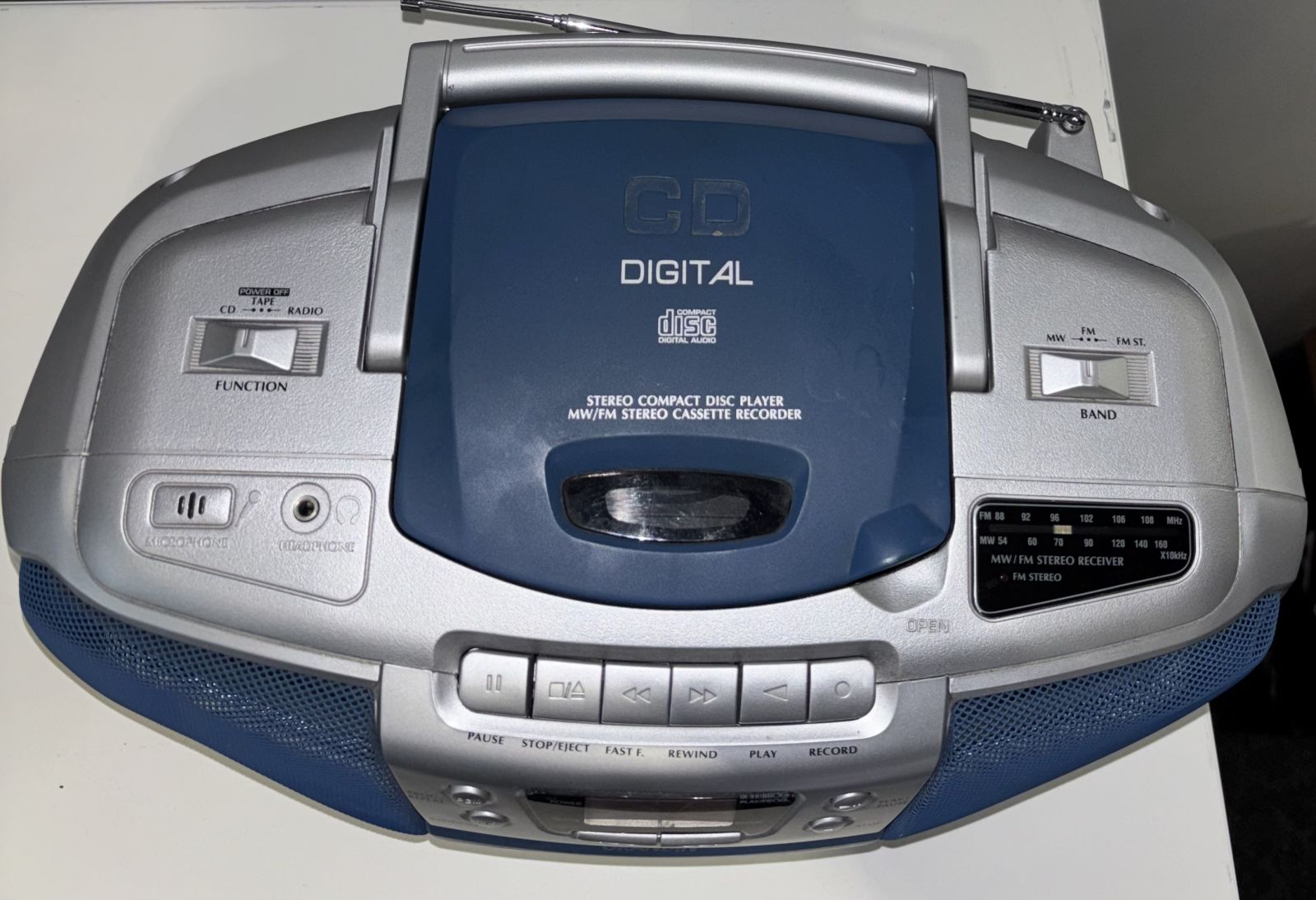 Radio-Lecteur CD DISC