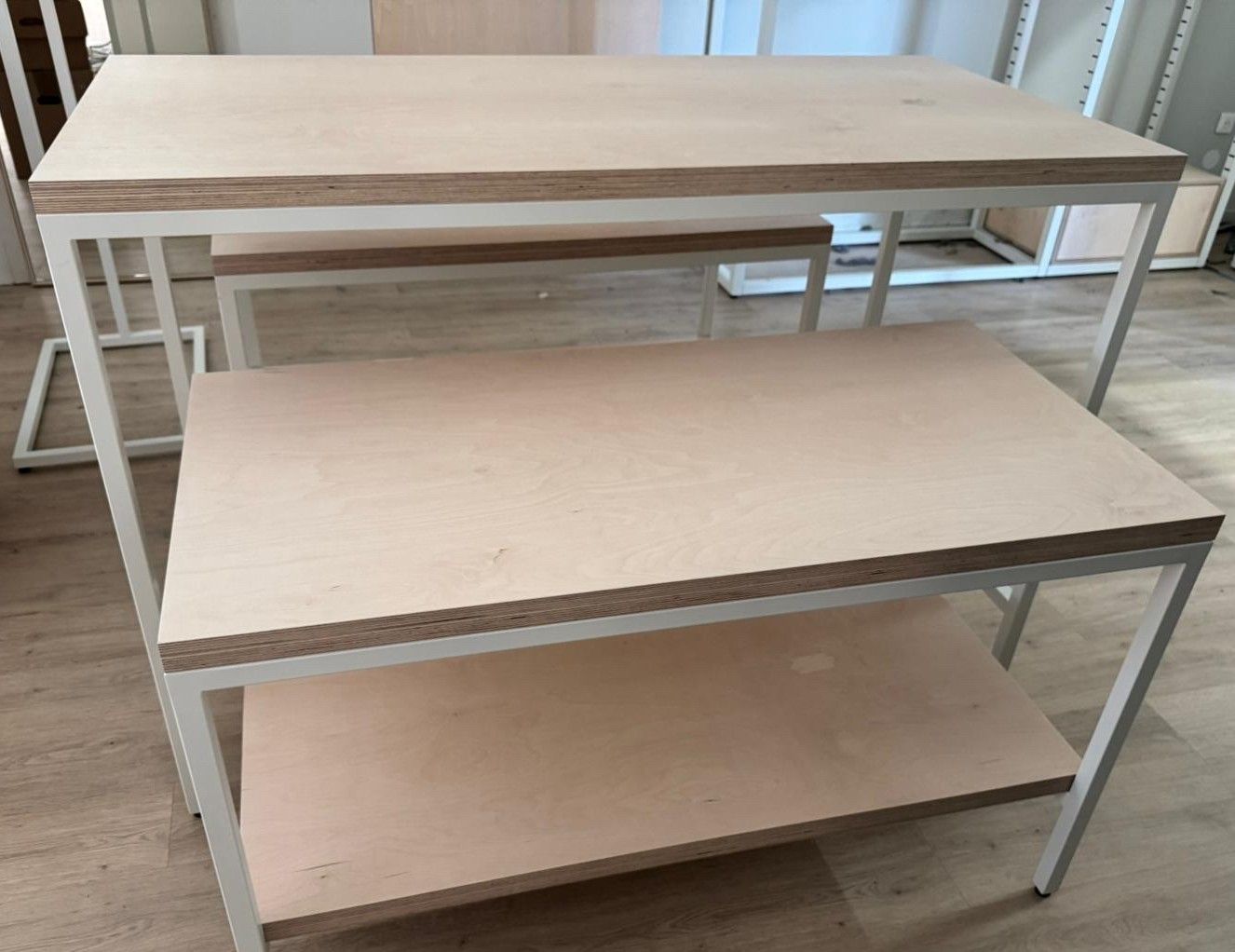 Petite table de présentation