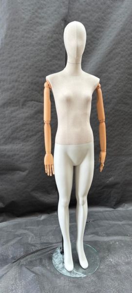 Mannequin Femme