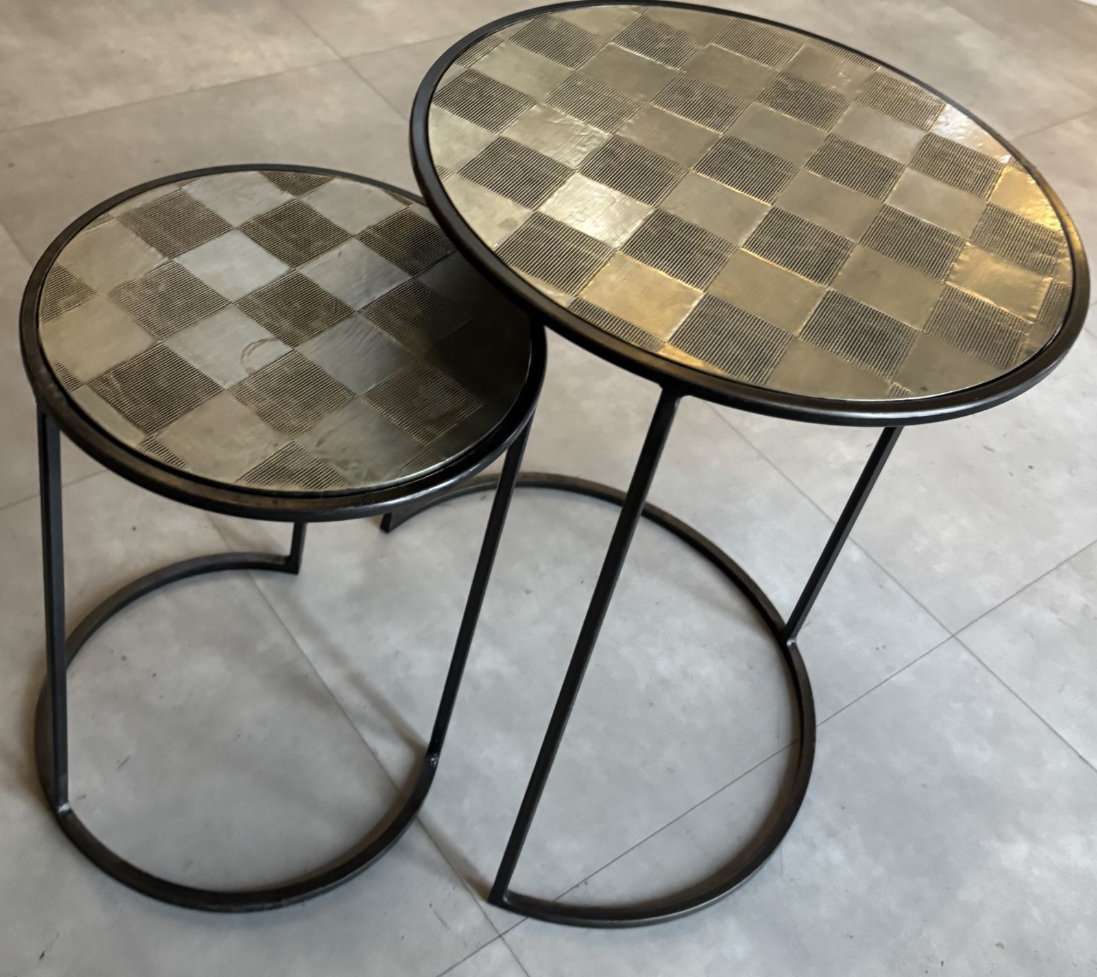 Lot de 2 tables basses gigognes