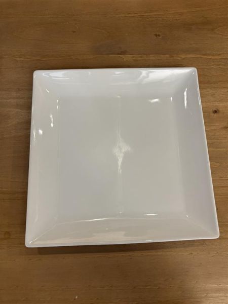 Assiette carrée de présentation