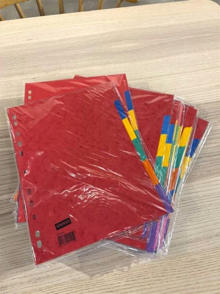 Intercalaires 6 touches - STAPLES
