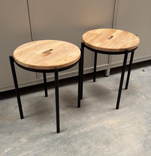 Tabouret en bois - Lot de 2